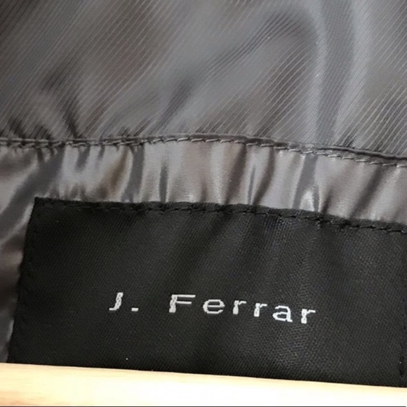 J. Ferrar quilted steel grey puffer vest Men’s size medium - Picture 5 of 8